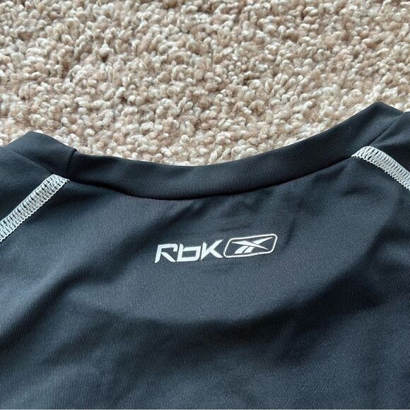 Reebok Training Short Sleeve Shirt - Picture 5 of 11